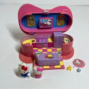 Sanrio 2009 Jakks Hello Kitty Mini Cooking Show Playset Carry Along Figures Toy